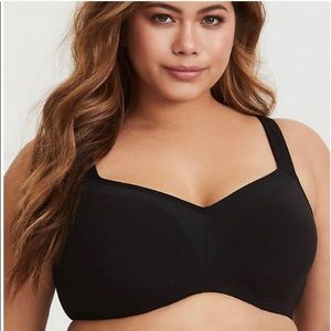 Torrid underwire sports bra